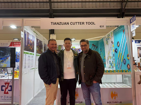 ������չ���ֳ�